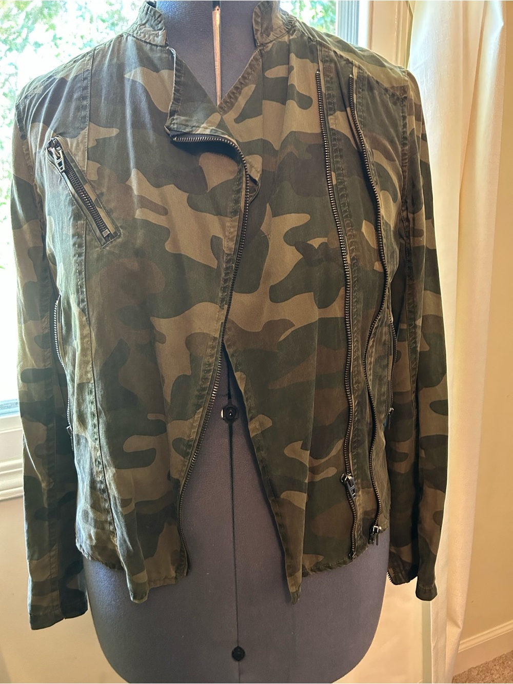 Blank NYC Olive Green Camo Utility moto Jacket zippers small bikercore